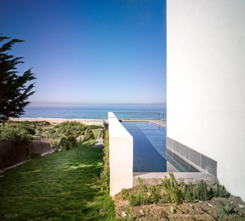 CADIZ ZAHARA DE LOS ATUNES VIVIENDA UNIFAMILIAR GUILLERMO VAZQUEZ PATRICIA LEAL JG251 15