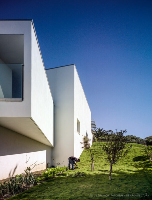 CADIZ ZAHARA DE LOS ATUNES VIVIENDA UNIFAMILIAR GUILLERMO VAZQUEZ PATRICIA LEAL JG251 17