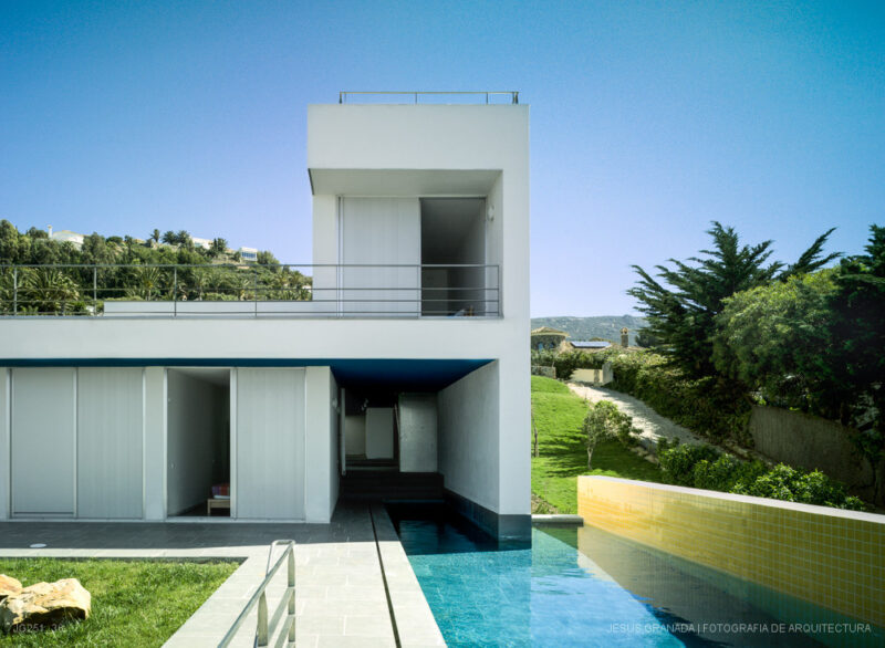 CADIZ ZAHARA DE LOS ATUNES VIVIENDA UNIFAMILIAR GUILLERMO VAZQUEZ PATRICIA LEAL JG251 36