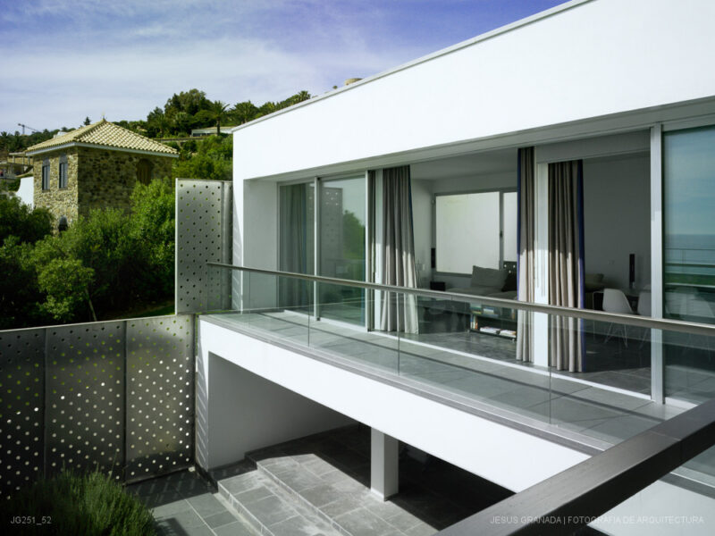 CADIZ ZAHARA DE LOS ATUNES VIVIENDA UNIFAMILIAR GUILLERMO VAZQUEZ PATRICIA LEAL JG251 52