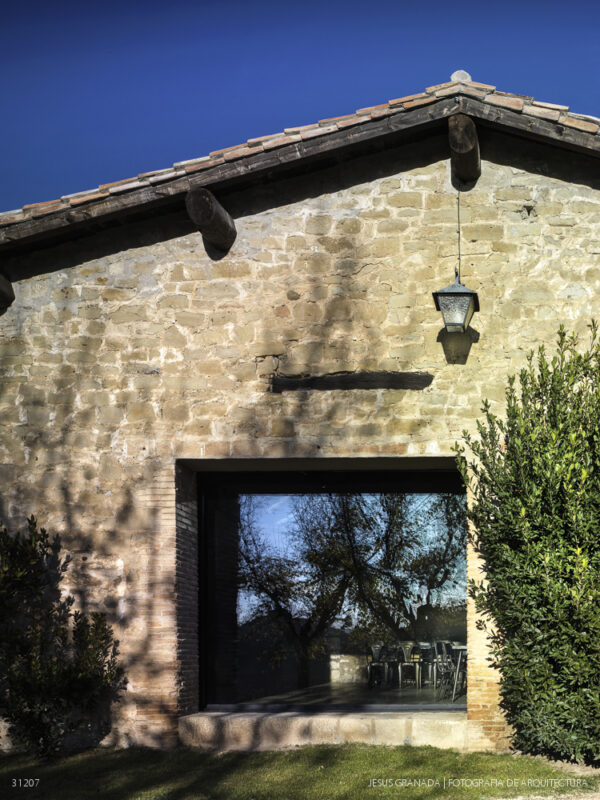 Sala de Catas y Zona de Recepción de las Bodegas Contino