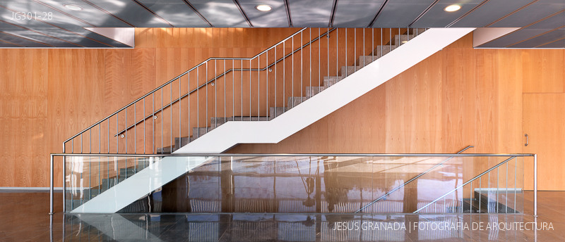 comisaria policia bermejales carrascal delapuente jg301 281