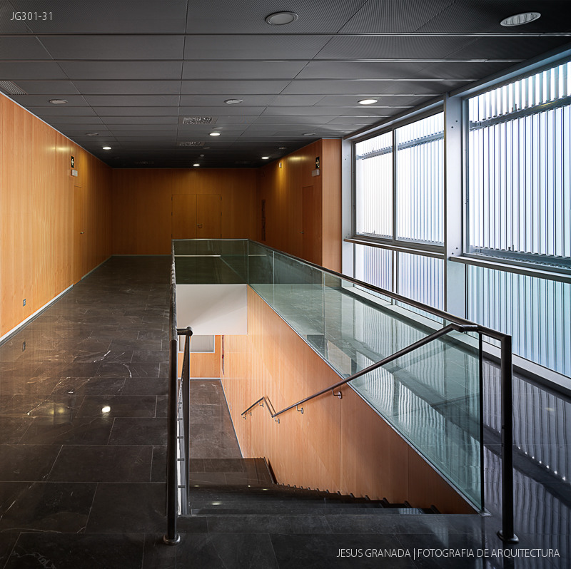 comisaria policia bermejales carrascal delapuente jg301 311