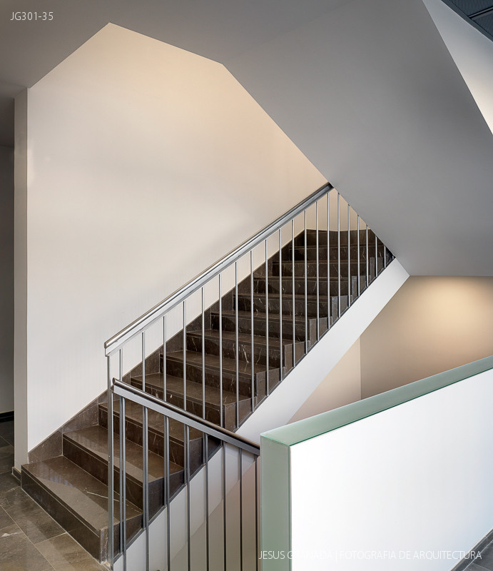 comisaria policia bermejales carrascal delapuente jg301 351