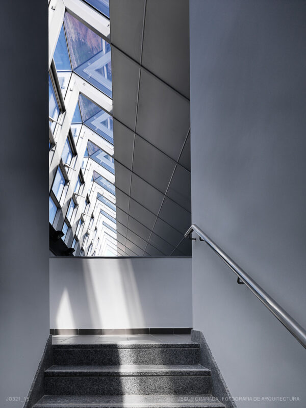 GRANADA JESUS BOZZO ROSA PALACIO ANDRES LOPEZ IML JG321 15