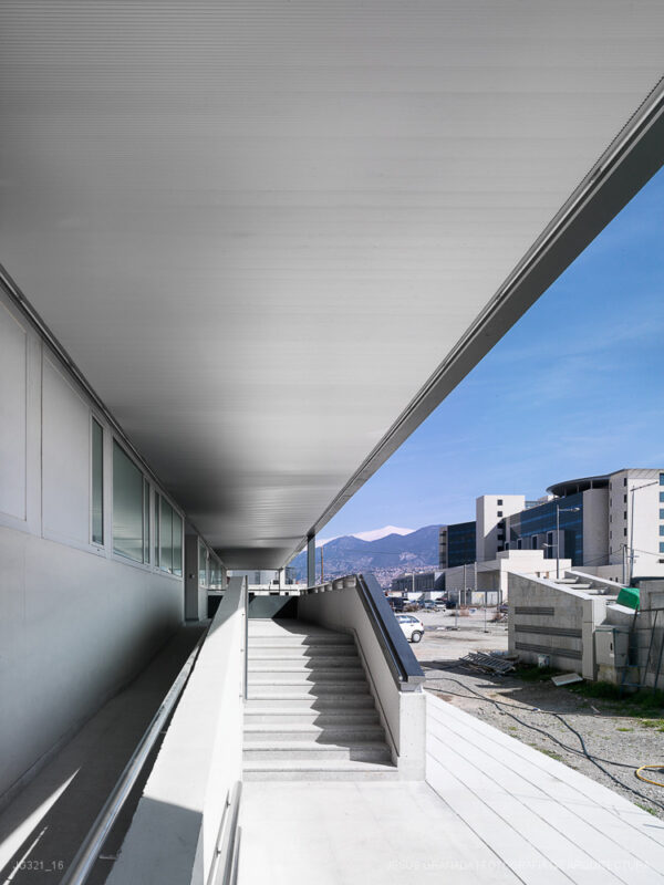 GRANADA JESUS BOZZO ROSA PALACIO ANDRES LOPEZ IML JG321 16