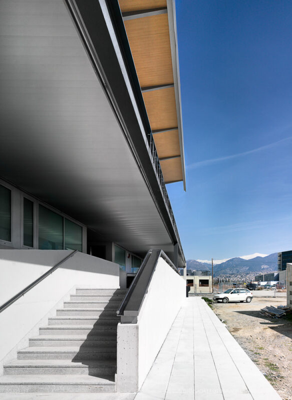 GRANADA JESUS BOZZO ROSA PALACIO ANDRES LOPEZ IML JG321 17