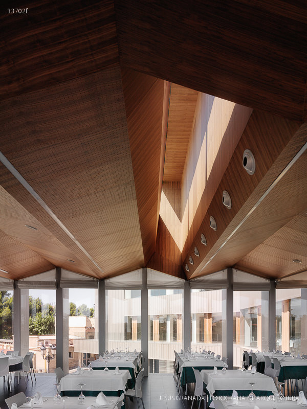 club casablanca zaragoza cerrejon magen arquitectos 33702f