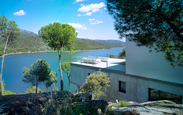 casa en un pantano moremas arquitectos 37006