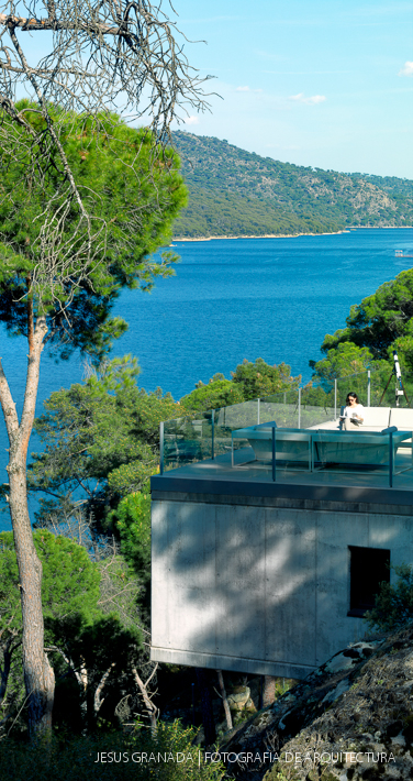 casa en un pantano moremas arquitectos 37012