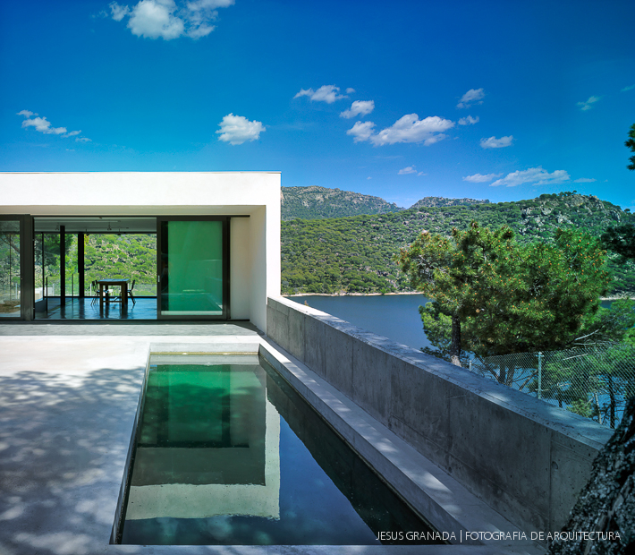 casa en un pantano moremas arquitectos 37020
