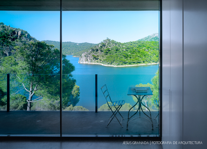 casa en un pantano moremas arquitectos 37036