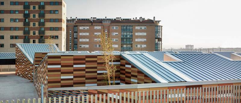 CEIP PARQUE GOYA ZARAGOZA MAGEN ARQUITECTOS JG353 60