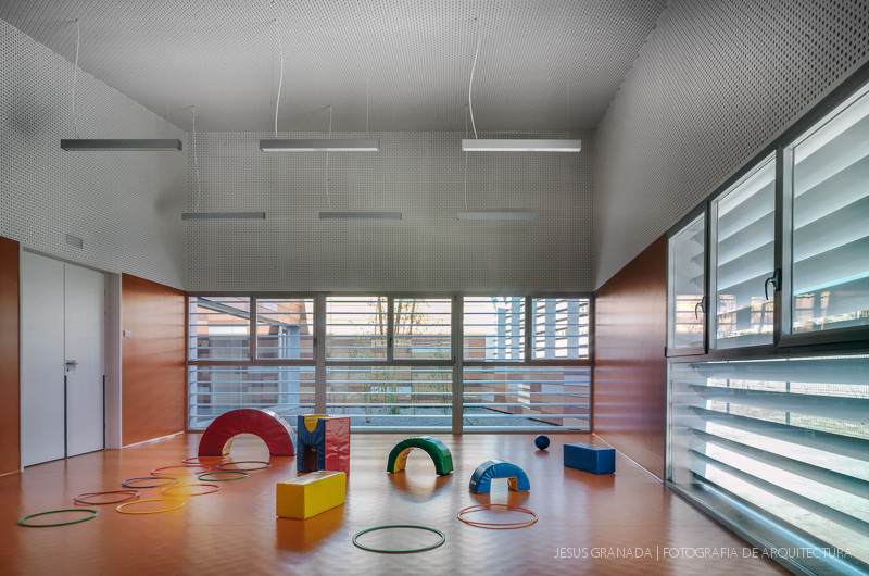CEIP PARQUE GOYA ZARAGOZA MAGEN ARQUITECTOS JG353 70