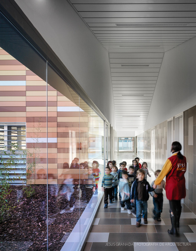 CEIP PARQUE GOYA ZARAGOZA MAGEN ARQUITECTOS JG353 84