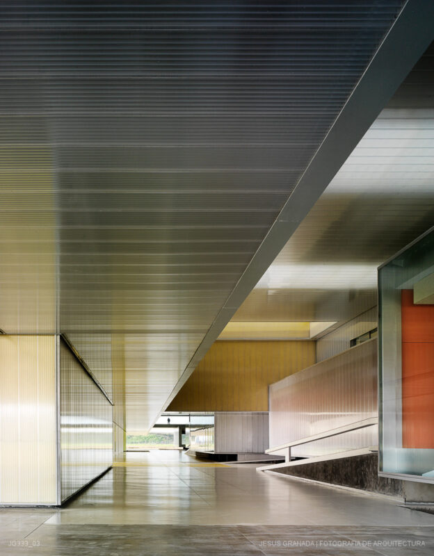 SEVILLA AULARIO PABLO OLAVIDE MGM ARQUITECTOS EDUCACION JG333 03