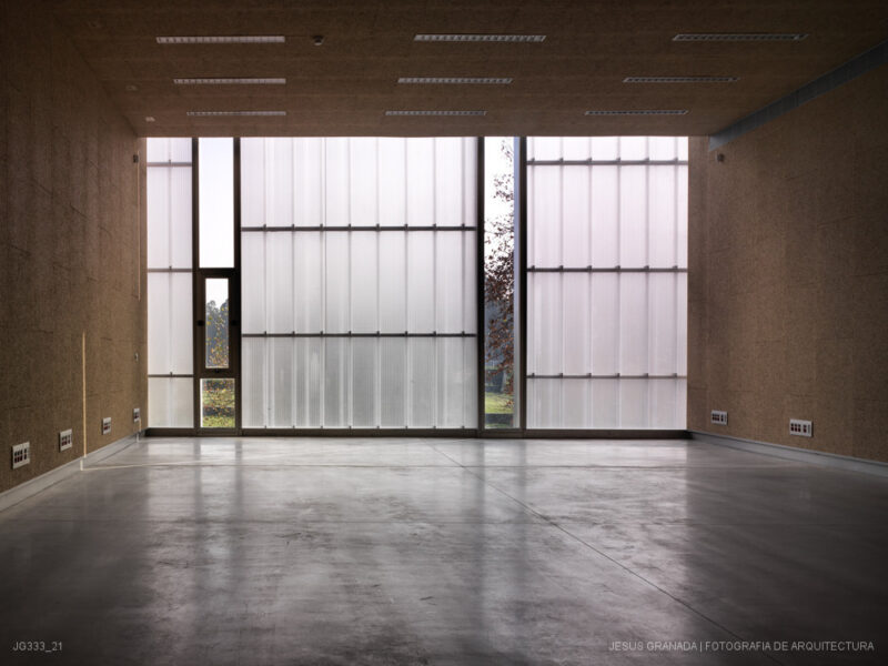 SEVILLA AULARIO PABLO OLAVIDE MGM ARQUITECTOS EDUCACION JG333 21