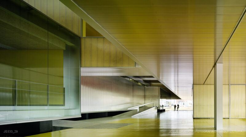 SEVILLA AULARIO PABLO OLAVIDE MGM ARQUITECTOS EDUCACION JG333 29