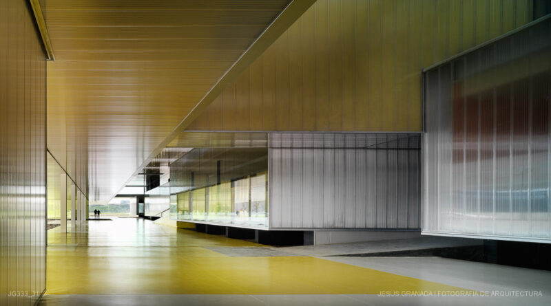 SEVILLA AULARIO PABLO OLAVIDE MGM ARQUITECTOS EDUCACION JG333 31