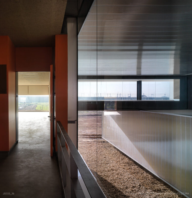 SEVILLA AULARIO PABLO OLAVIDE MGM ARQUITECTOS EDUCACION JG333 39