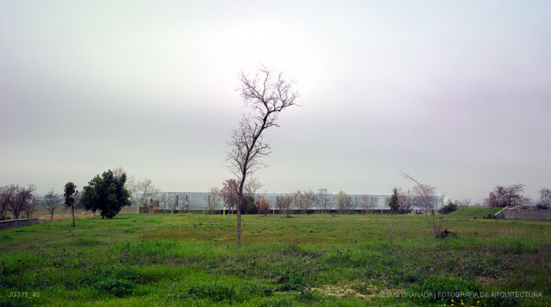 SEVILLA AULARIO PABLO OLAVIDE MGM ARQUITECTOS EDUCACION JG333 40