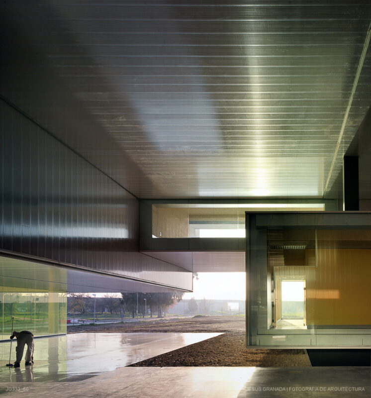 SEVILLA AULARIO PABLO OLAVIDE MGM ARQUITECTOS EDUCACION JG333 50