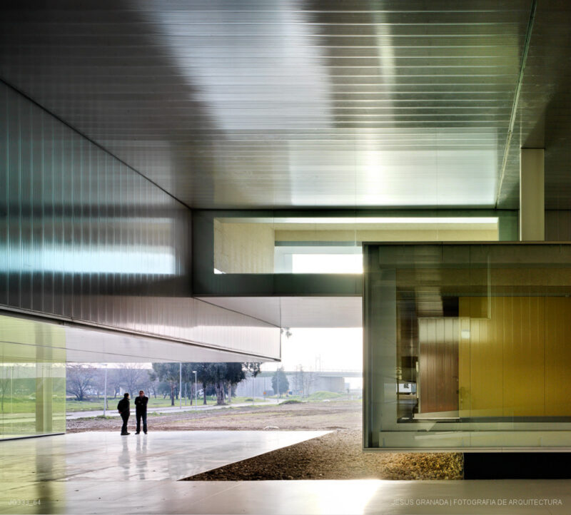 SEVILLA AULARIO PABLO OLAVIDE MGM ARQUITECTOS EDUCACION JG333 64