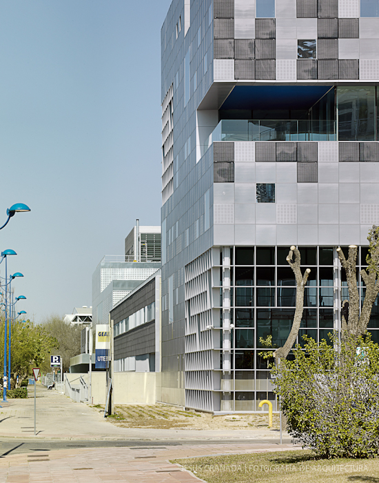 Ruiz-Larrea y Asociados