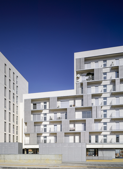 ARQUITECTOS EN MAYUSCULA