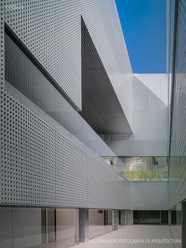 mgm hospital cartuja sevilla arquitectura andalucia morales giles jg400 25