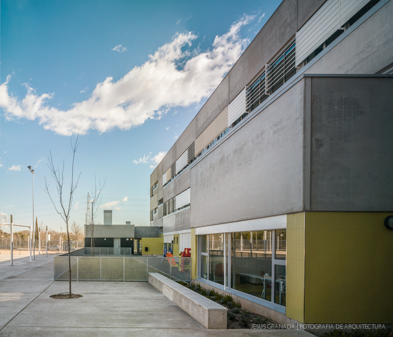 casa vazquez sevilla victor garcia trejo 431 23001