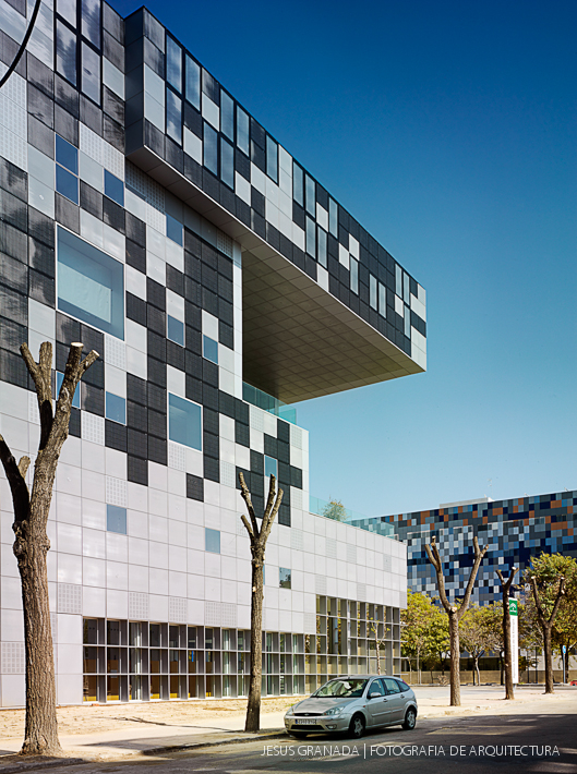 sede agencia andaluza energia ruiz larrea asociados arquitectos 40519