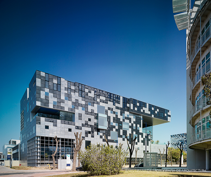 sede agencia andaluza energia ruiz larrea asociados arquitectos 40521