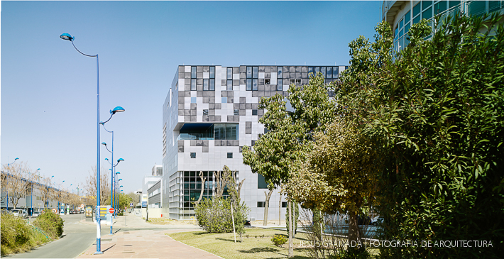 sede agencia andaluza energia ruiz larrea asociados arquitectos 40524