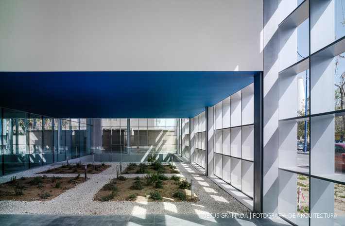 sede agencia andaluza energia ruiz larrea asociados arquitectos 40536