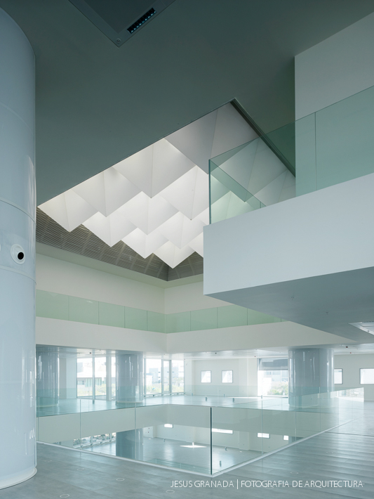 sede agencia andaluza energia ruiz larrea asociados arquitectos 40548