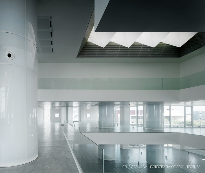 sede agencia andaluza energia ruiz larrea asociados arquitectos 40550