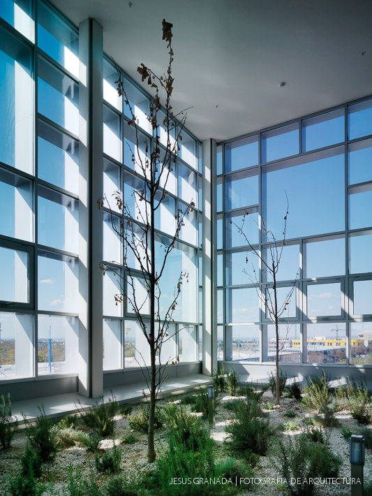 sede agencia andaluza energia ruiz larrea asociados arquitectos 40552