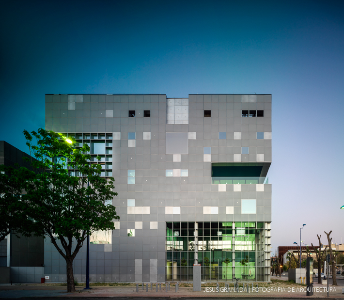 sede agencia andaluza energia ruiz larrea asociados arquitectos aae noct01