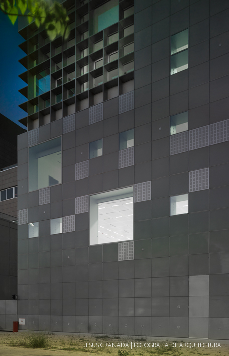 sede agencia andaluza energia ruiz larrea asociados arquitectos aae noct03