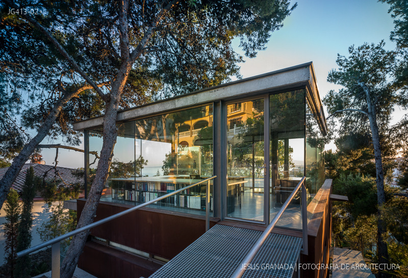 Casa en el monte. Rafael de Lacour. Spain. Fotografía de Jesús Granada.