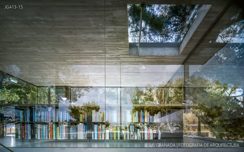 Casa en el monte. Rafael de Lacour. Spain. Fotografía de Jesús Granada.