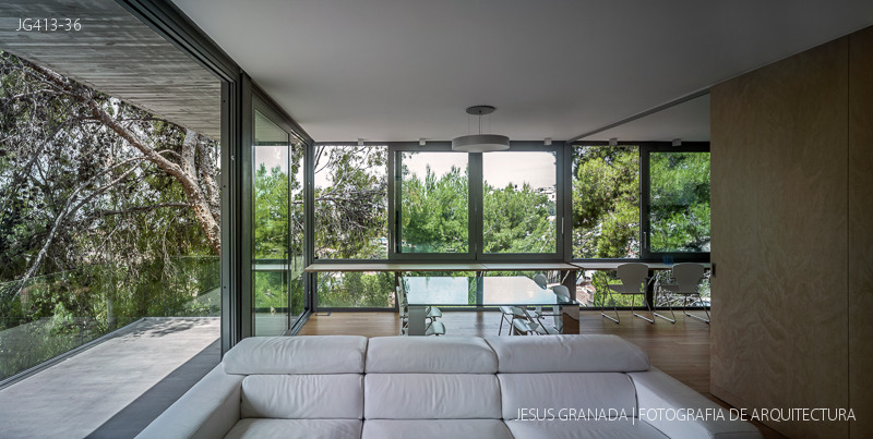 Casa en el monte. Rafael de Lacour. Spain. Fotografía de Jesús Granada.