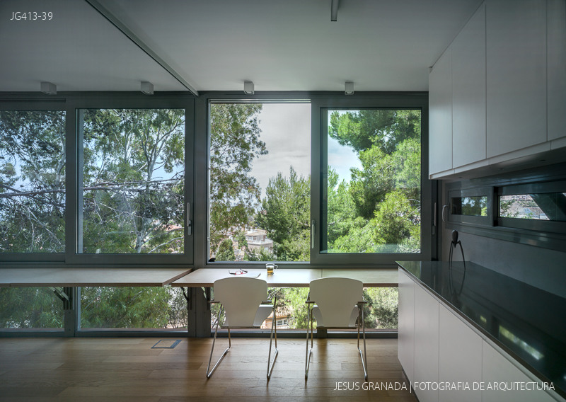 Casa en el monte. Rafael de Lacour. Spain. Fotografía de Jesús Granada.