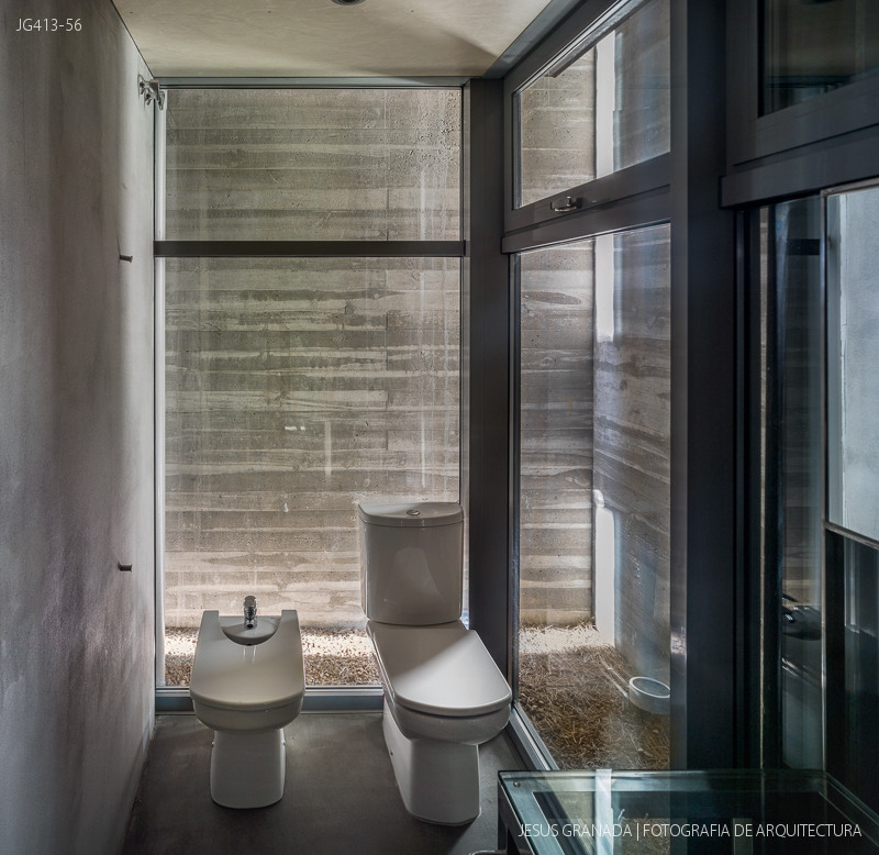 Casa en el monte. Rafael de Lacour. Spain. Fotografía de Jesús Granada.