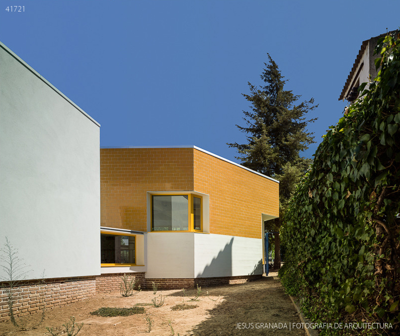 zafra ampliacion guarderia dario mateo ruben gonzalez 41721