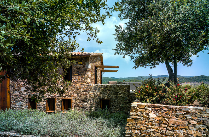 cal patro casa masia zest architecture gavarres jg443 321