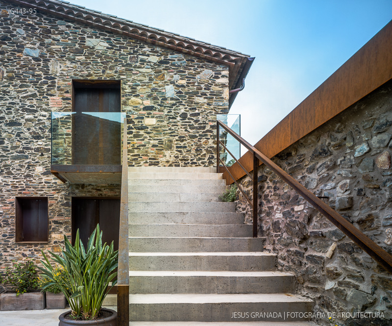 cal patro casa masia zest architecture gavarres jg443 95