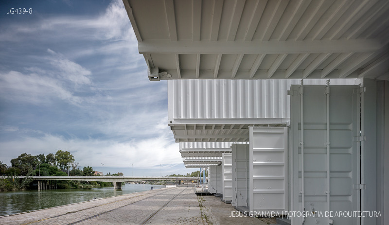 terminal de cruceros sevilla muelle delicias hombre de piedra contendores buro4 andalucia arquitectura jg439 8