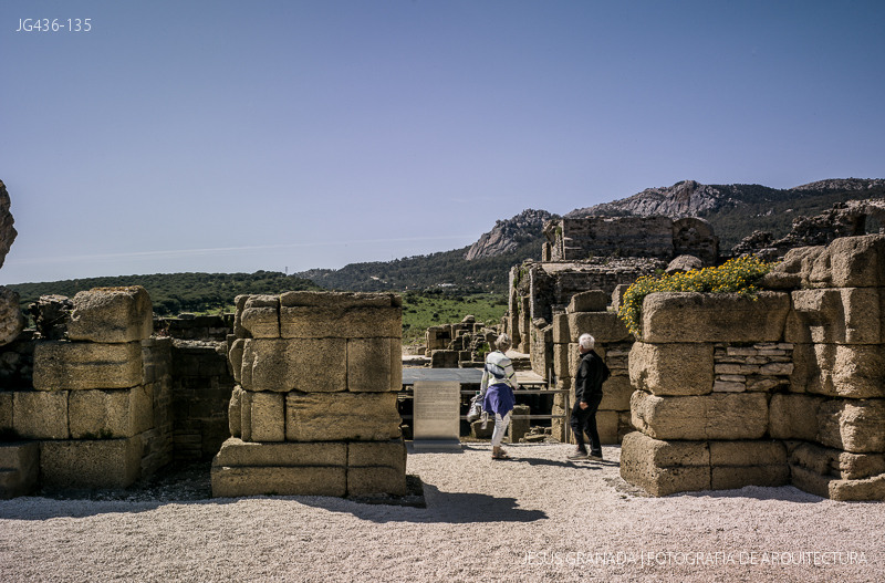 cal patro casa masia zest architecture gavarres jg436 135
